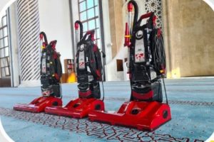 Harga Penyedot Debu Karpet Masjid : Pilihan Bijak untuk Menjaga Kebersihan dan Kesucian